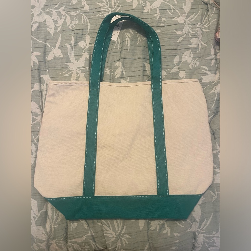 Target x Lands End tote- white and green - Picture 4 of 5